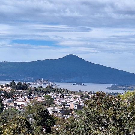 Departamento Vistas De Patzcuaro Con Terraza Vista Hacia El Lago Exterior foto